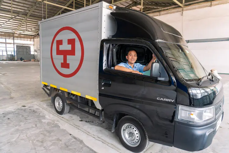 YAM-LOCAL-LOGISTIC