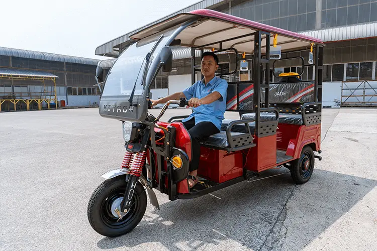 YEV-THREE-WHEELED